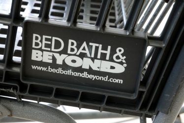 Le stock de Bed Bath & Beyond explose un jour avant la «mise à jour stratégique» - 9