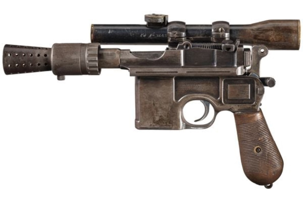L'arme Han Solo originale de "Star Wars" se vend 1 million de dollars aux enchères 6 Le pistolet était auparavant utilisé par Fran Sinatra pendant le film de 1937 "Coureur nu."