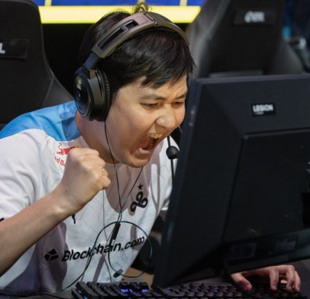 C9 HObbit appelle à la suppression de Mirage "ennuyeux" du pool de cartes CS:GO, veut que Cobblestone revienne 30 C9 HObbit appelle à la suppression de Mirage "ennuyeux" du pool de cartes CS:GO, veut que Cobblestone revienne - 29