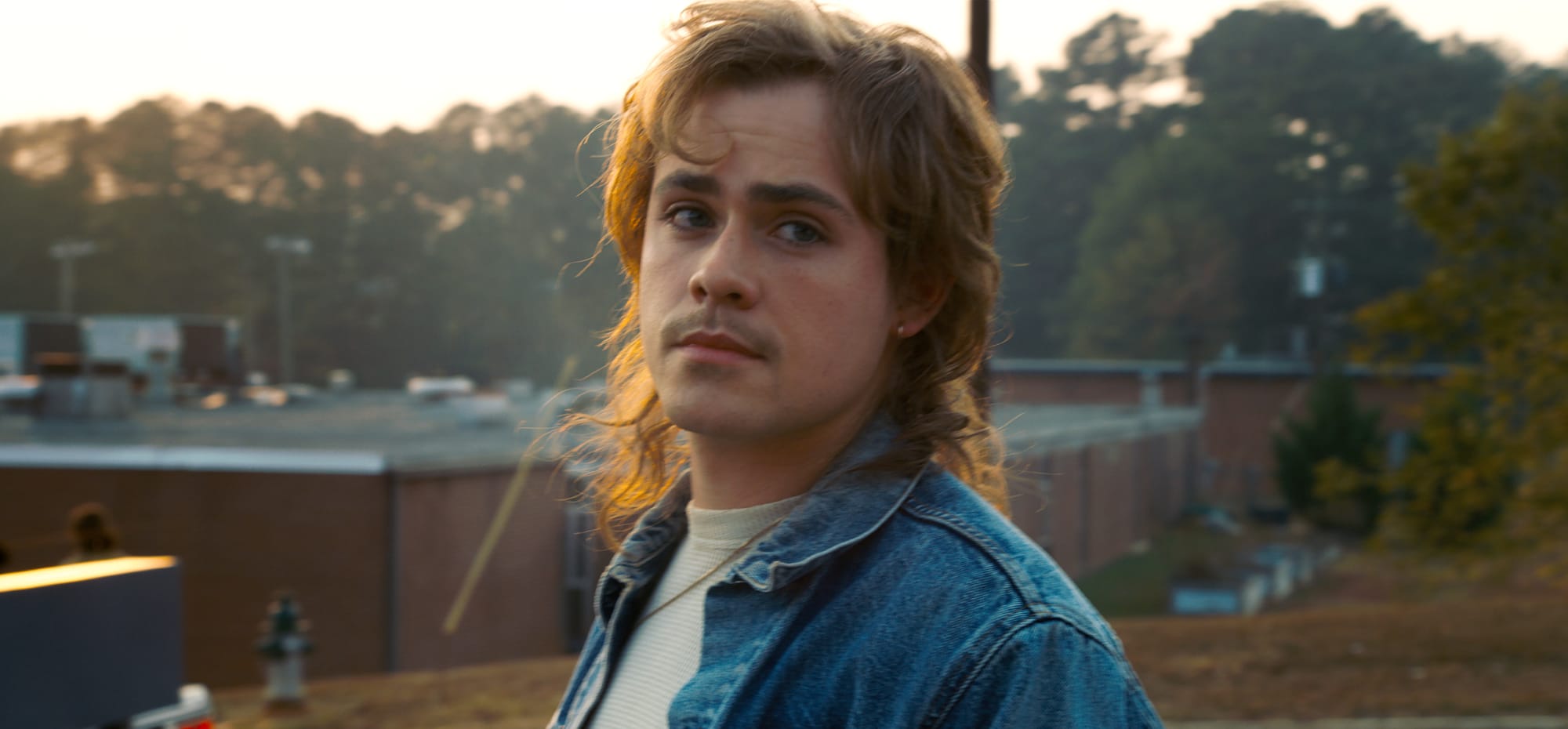 5 faits amusants sur Stranger Things star Dacre Montgomery 2 5 faits amusants sur Stranger Things star Dacre Montgomery - 1
