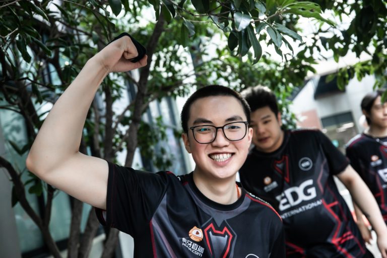 Ce que nous avons appris sur le VALORANT chinois lors du premier match d'EDward Gaming aux Champions 2022 2 Ce que nous avons appris sur le VALORANT chinois lors du premier match d'EDward Gaming aux Champions 2022 - 1