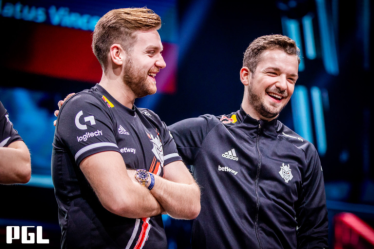 BLAST Premier Fall Final 2022: S1mple écrase Fluxo avec un embrayage ace sur Dust II - 7