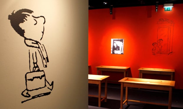 Jean-Jacques Sempé obituary | Illustration 1 Une exposition de l'œuvre de Sempé, montrant Le Petit Nicolas, le personnage qu'il a créé avec René Goscinny, auteur de la série Astérix, à la Mairie de Paris en 2009.