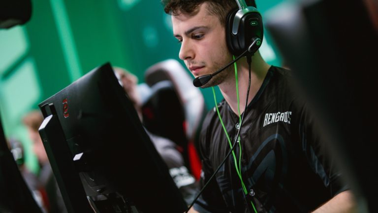 Hatz remplacera ORDER à l'ESL Challenger Melbourne 2 Hatz remplacera ORDER à l'ESL Challenger Melbourne - 1
