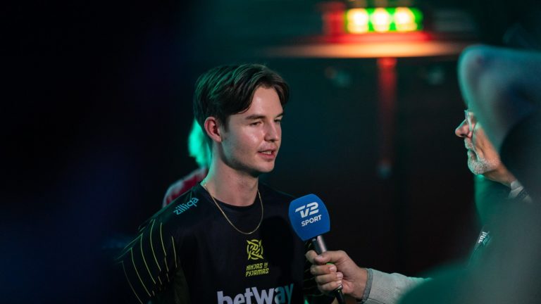L'appareil aurait eu des entretiens avec d'autres équipes CS:GO 2 L'appareil aurait eu des entretiens avec d'autres équipes CS:GO - 1