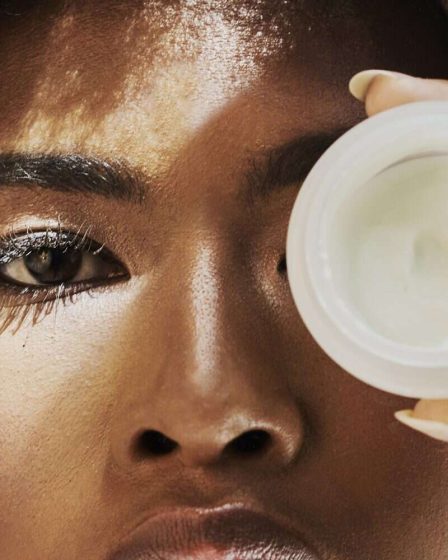 Demandez à un éditeur de beauté : les meilleurs correcteurs de pharmacie (moins de 15 $ !) 8 Demandez à un éditeur de beauté : les meilleurs correcteurs de pharmacie (moins de 15 $ !) - 7