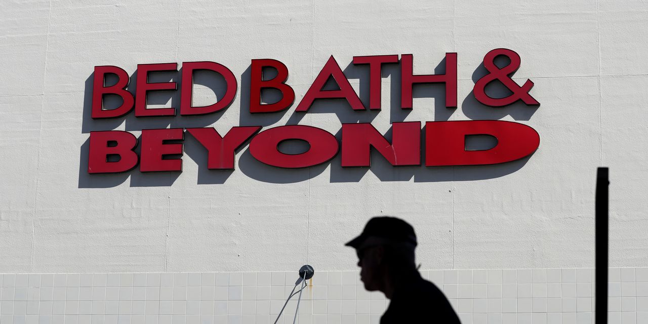 Les actions de Bed Bath & Beyond chutent à nouveau alors qu'un autre analyste devient baissier, citant des tendances commerciales «épouvantables» 2 Les actions de Bed Bath & Beyond chutent à nouveau alors qu'un autre analyste devient baissier, citant des tendances commerciales «épouvantables» - 1