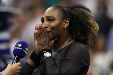 "Je ne serais pas Serena si ce n'était pas pour Vénus": le message de remerciement en larmes de Serena Williams après sa défaite au troisième tour de l'US Open - 11