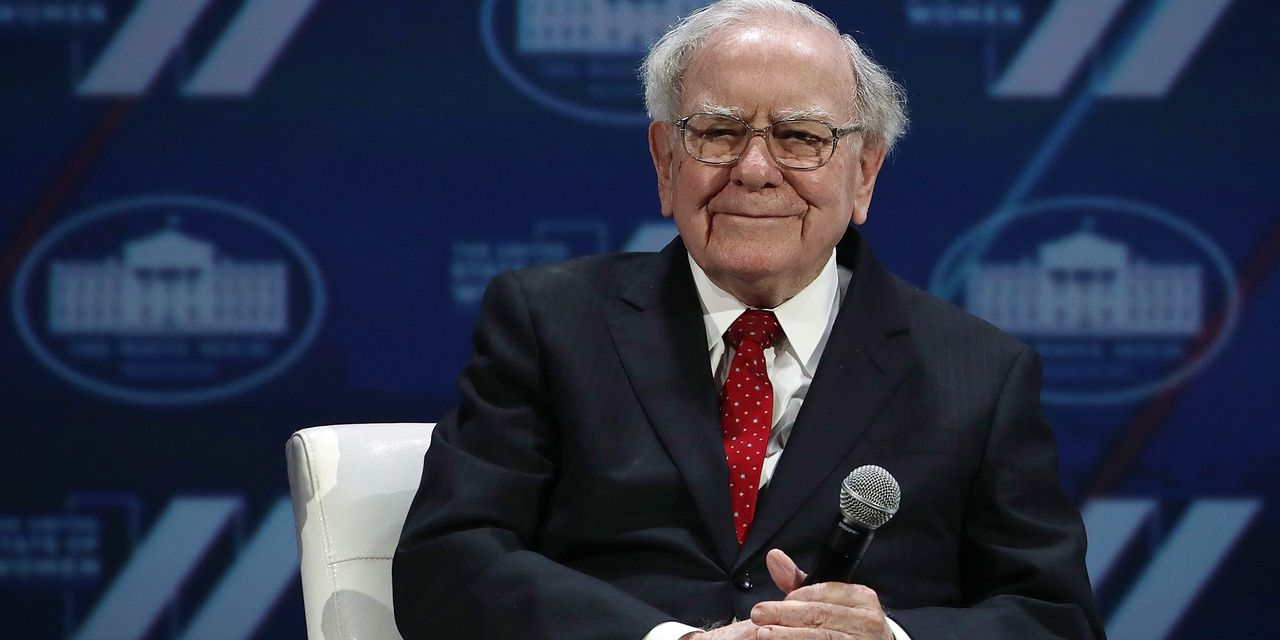 Ces fonds quantitatifs ont versé près d'un milliard de dollars dans Berkshire Hathaway de Warren Buffett au dernier trimestre 2 Ces fonds quantitatifs ont versé près d'un milliard de dollars dans Berkshire Hathaway de Warren Buffett au dernier trimestre - 1