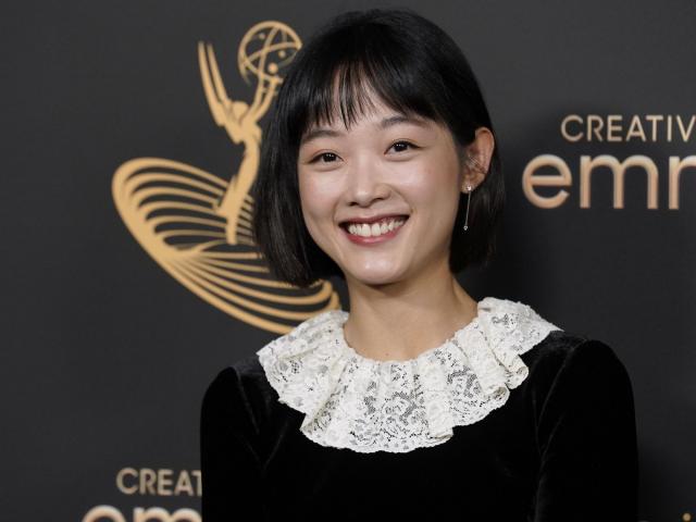 Lee You-Mi de 'Squid Game' parmi les gagnants des Emmy arts créatifs :: WRAL.com 2 Lee You-Mi de 'Squid Game' parmi les gagnants des Emmy arts créatifs :: WRAL.com - 1