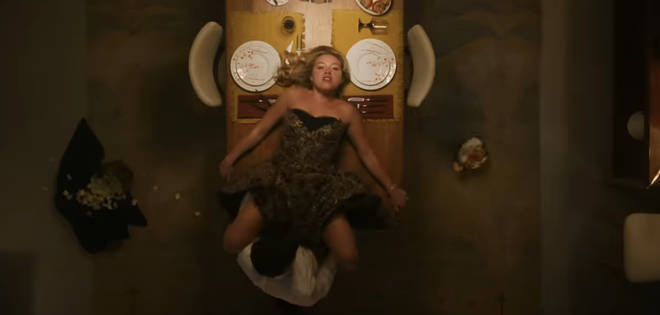 La bande-annonce originale de Don't Worry Darling devait contenir encore plus de scènes de sexe