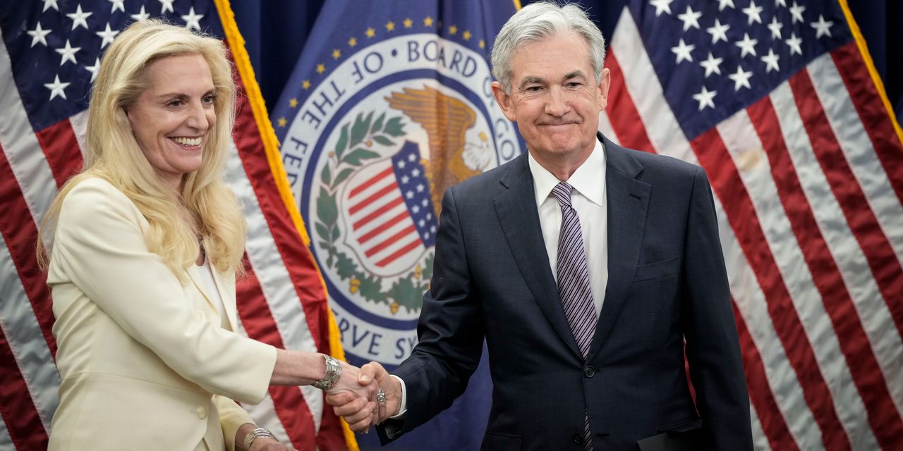 Le Dow grimpe de près de 200 points, le Nasdaq vise à briser la séquence de défaites historique alors que les investisseurs évaluent les perspectives des taux de la Fed et attendent le Beige Book 2 Le Dow grimpe de près de 200 points, le Nasdaq vise à briser la séquence de défaites historique alors que les investisseurs évaluent les perspectives des taux de la Fed et attendent le Beige Book - 1