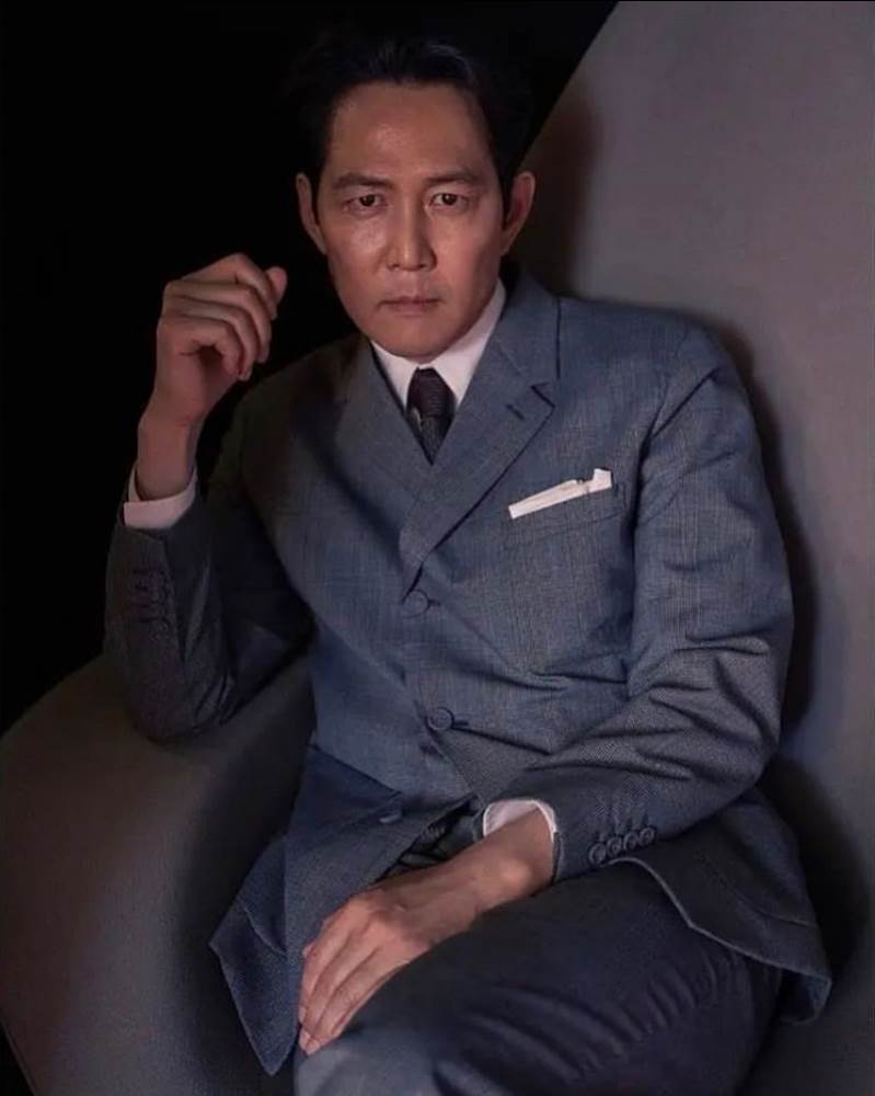 "Squid Game" La star Lee Jung-jae a choisi de jouer dans "The Acolyte" 2 "Squid Game" La star Lee Jung-jae a choisi de jouer dans "The Acolyte" - 1