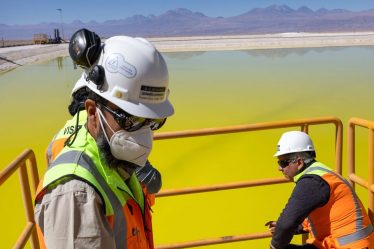 Voici pourquoi Tesla envisage de raffiner son propre lithium - 9