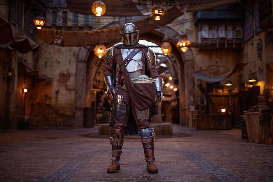 BREAKING NEWS: Le Mandalorian et Baby Yoda se rencontrent et se saluent bientôt !! 2 BREAKING NEWS: Le Mandalorian et Baby Yoda se rencontrent et se saluent bientôt !! - 1