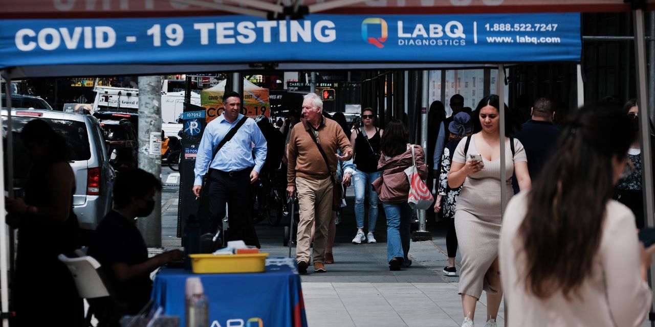 Les cas de COVID connus aux États-Unis se maintiennent au plus bas niveau depuis mai, mais les infections augmentent à nouveau à New York 2 Les cas de COVID connus aux États-Unis se maintiennent au plus bas niveau depuis mai, mais les infections augmentent à nouveau à New York - 1