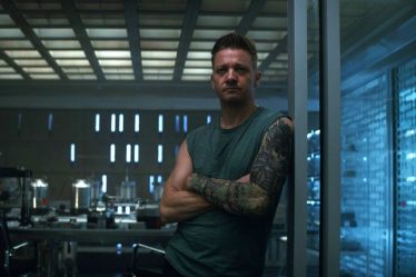 Jeremy Renner de Marvel fait également des Cheat Meals, mais ils ne peuvent pas rivaliser avec The Rock - 9