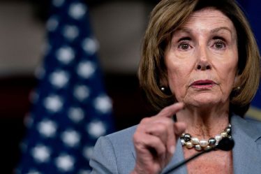 "Un problème de table de cuisine pour les familles ouvrières américaines": Pelosi critique l'interdiction proposée par Lindsey Graham de l'avortement après 15 semaines - 17