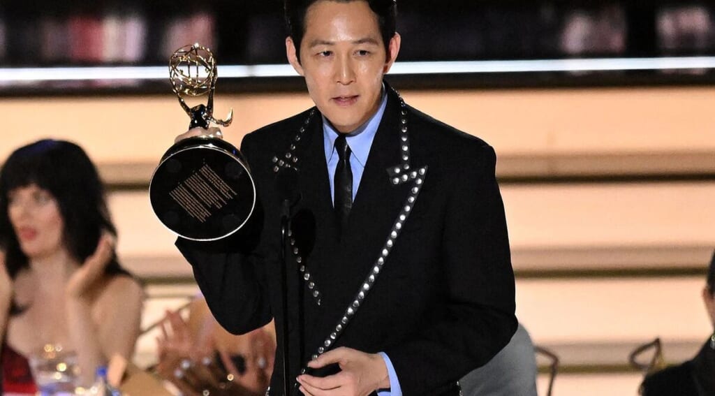 Comment "Squid Game" La star Lee Jung-jae a surmonté la pauvreté et élevé son frère autiste 10 Comment "Squid Game" La star Lee Jung-jae a surmonté la pauvreté et élevé son frère autiste - 9