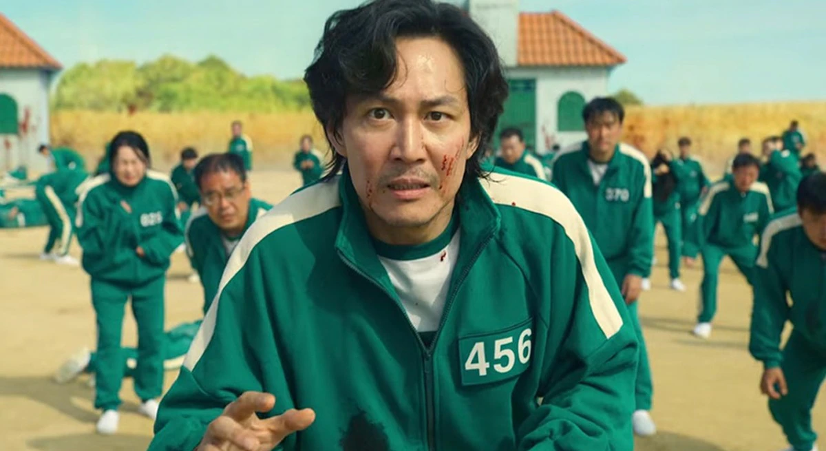 Comment "Squid Game" La star Lee Jung-jae a surmonté la pauvreté et élevé son frère autiste 2 Comment "Squid Game" La star Lee Jung-jae a surmonté la pauvreté et élevé son frère autiste - 1