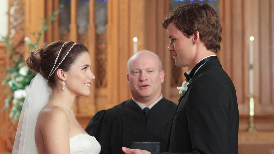 12 émissions comme tous les américains à regarder si vous aimez tous les américains 10 Sophia Bush et Austin Nichols, One Tree Hill