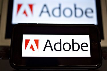 L'action Adobe dégringole vers la pire journée depuis 2010 au milieu d'un manque de perspectives et d'un accord Figma de 20 milliards de dollars - 7