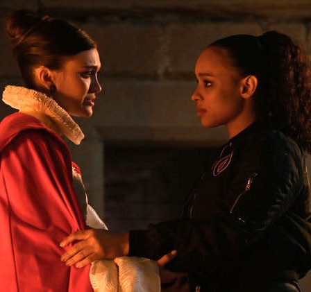 Comment diffuser l'adaptation de la série Vampire Academy sur Peacock 95 Comment diffuser l'adaptation de la série Vampire Academy sur Peacock - 94