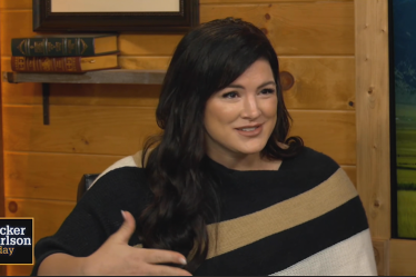 Gina Carano dit qu'elle a été licenciée pour avoir refusé de battre le tambour d'Hollywood: "Ils m'ont poursuivi si fort" - 9