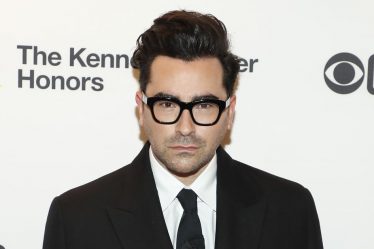 "Sex Education" Tournage de la saison 4, Dan Levy Cast - 10