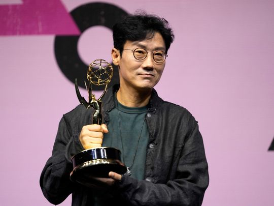 'Squid Game' directeur dans le dilemme de faire revivre des personnages morts pour la 2e saison 2 'Squid Game' directeur dans le dilemme de faire revivre des personnages morts pour la 2e saison - 1
