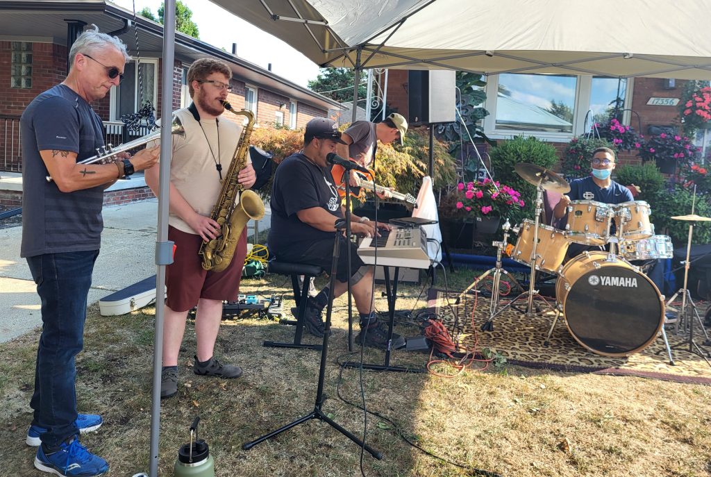 Une fête de quartier rend hommage à un voisin décédé d'Eastpointe – Macomb Daily 2 Une fête de quartier rend hommage à un voisin décédé d'Eastpointe – Macomb Daily - 1