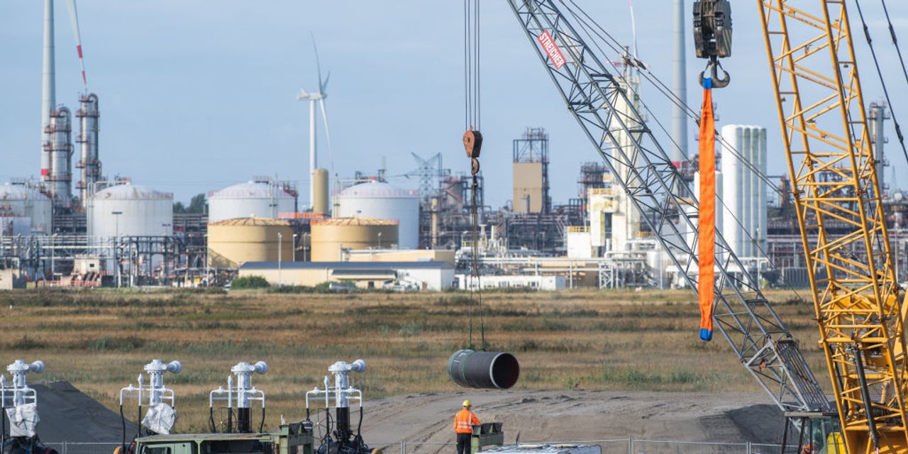Opinion: 4 raisons pour lesquelles vous devriez acheter des actions énergétiques dès maintenant si vous êtes un investisseur à long terme 2 Opinion: 4 raisons pour lesquelles vous devriez acheter des actions énergétiques dès maintenant si vous êtes un investisseur à long terme - 1