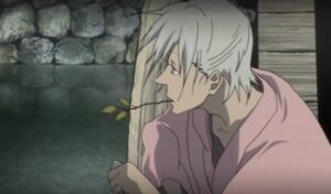 Top 10 des beaux mecs animés aux longs cheveux blancs (2022) 5 Yaichi (Maison des Cinq Feuilles)
