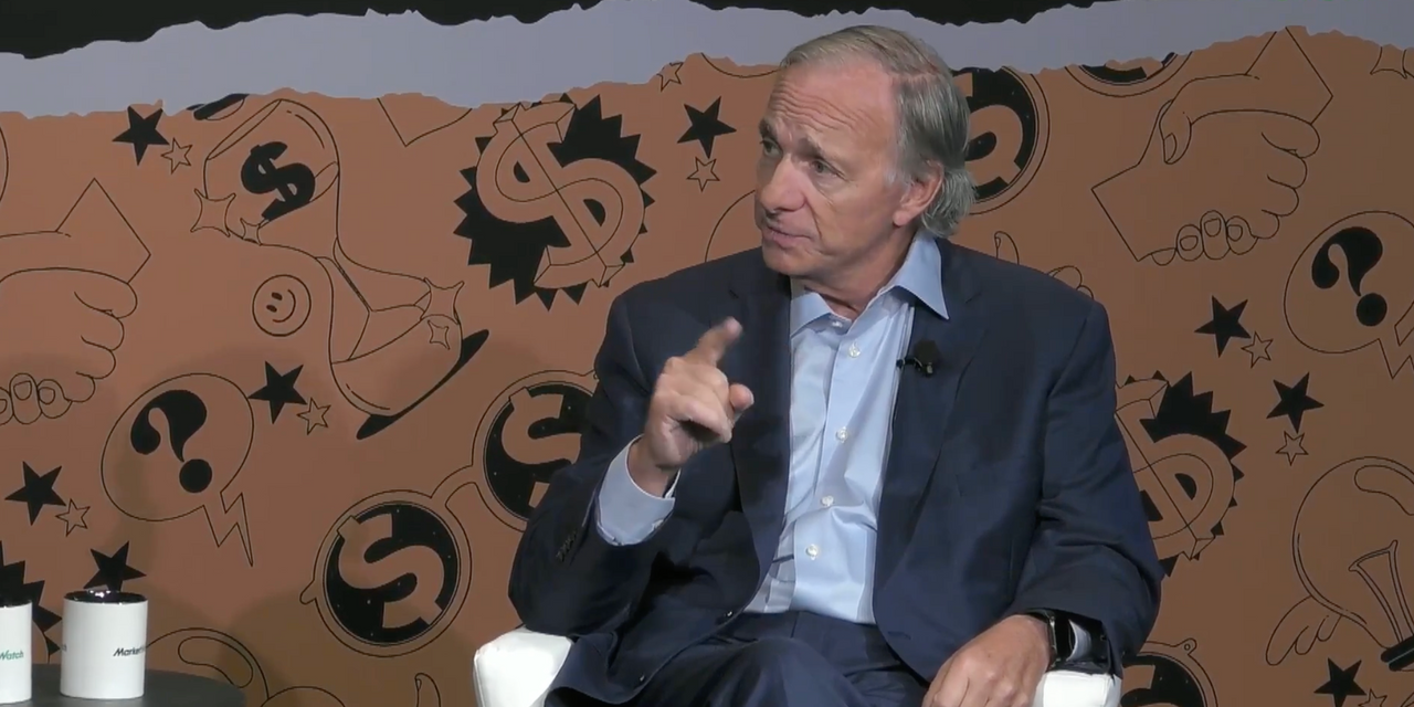 Ray Dalio dit que les actions et les obligations doivent encore baisser et prévoit une récession américaine en 2023 2 Ray Dalio dit que les actions et les obligations doivent encore baisser et prévoit une récession américaine en 2023 - 1