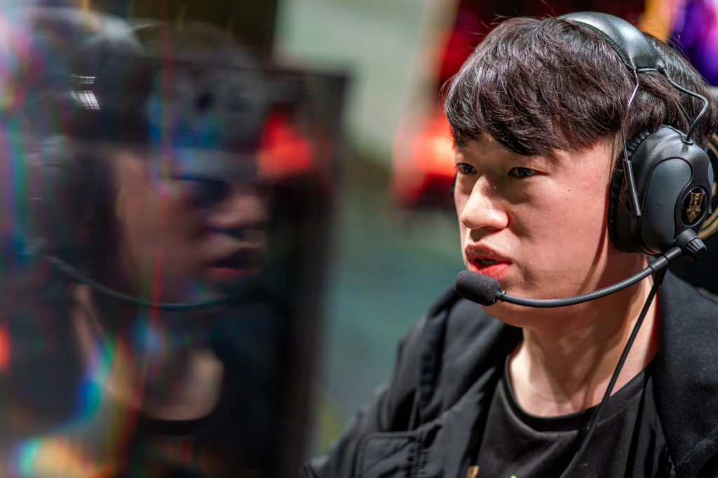 Les rois entrent en collision : les 5 meilleurs mid laners aux Mondiaux 2022 - 3