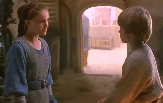 Quelle est la différence d'âge entre les stars de Star War Padme et Anakin ? 6 Quelle est la différence d'âge entre les stars de Star War Padme et Anakin ? - 5