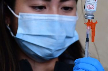Les données montrent que seulement 4,4 millions d'Américains ont eu le nouveau rappel COVID, mais les experts s'attendent à une accélération de la demande dans les semaines à venir - 5