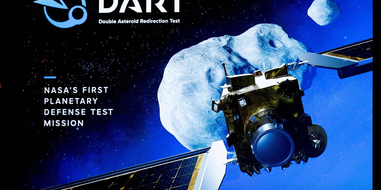 La NASA est sur le point de faire s'écraser un vaisseau spatial sur un astéroïde. Voici comment regarder. 2 La NASA est sur le point de faire s'écraser un vaisseau spatial sur un astéroïde. Voici comment regarder. - 1