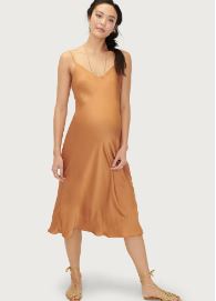 Ces longues robes de maternité changent la donne – Film Daily 16 Ces longues robes de maternité changent la donne – Film Daily - 15