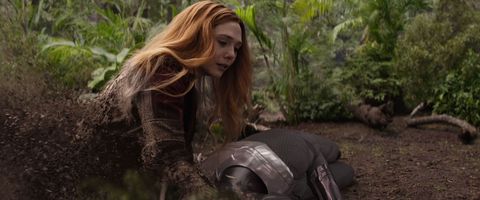 La mort de la sorcière écarlate dans Infinity War vengeurs guerre à l'infini, elizabeth olsen