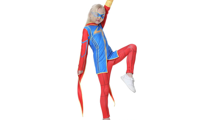 Mme merveille costume