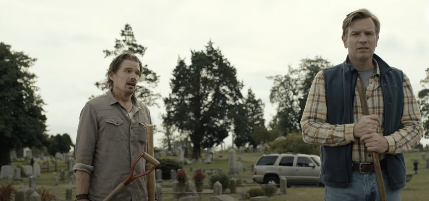 Ewan McGregor et Ethan Hawke sont des frères et sœurs qui cherchent à enterrer le passé – Punch Drunk Critics 2 Ewan McGregor et Ethan Hawke sont des frères et sœurs qui cherchent à enterrer le passé – Punch Drunk Critics - 1