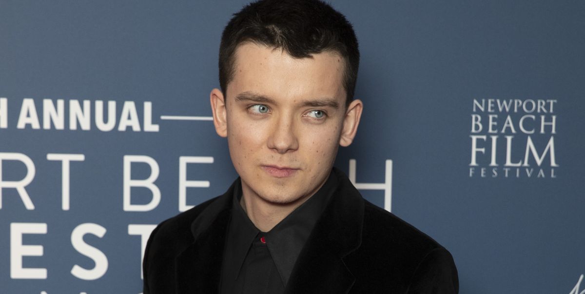 Sex EducationAsa Butterfield dans le premier aperçu du film de Noël 2 Sex EducationAsa Butterfield dans le premier aperçu du film de Noël - 1