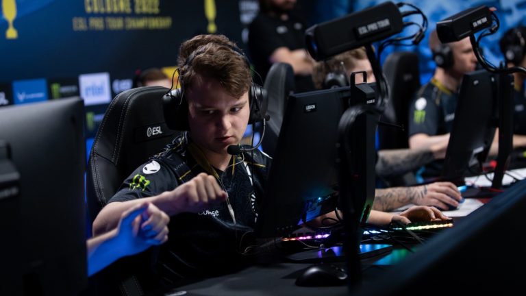 Le ciel est la limite : YEKINDAR est convaincu que la forme CS:GO de Liquid ne peut que s'améliorer à partir d'ici 2 Le ciel est la limite : YEKINDAR est convaincu que la forme CS:GO de Liquid ne peut que s'améliorer à partir d'ici - 1