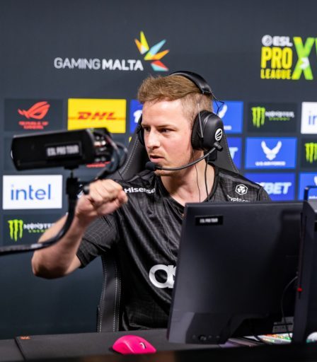 Fnatic bat NiP lors de la saison 16 de l'ESL Pro League 76 Fnatic bat NiP lors de la saison 16 de l'ESL Pro League - 75