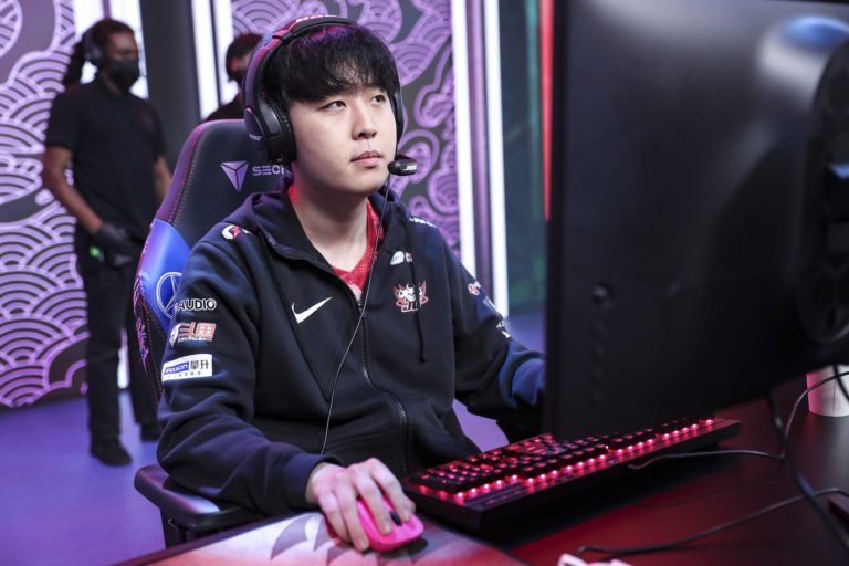 JD Gaming surpasse Top Esports en 5 matchs pour remporter le titre 2022 LPL Summer Split 2 JD Gaming surpasse Top Esports en 5 matchs pour remporter le titre 2022 LPL Summer Split - 1