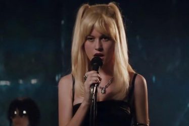 CAPTAIN MARVEL Star Brie Larson partage des photos inédites de répétition de Black Sheep de SCOTT PILGRIM - 13