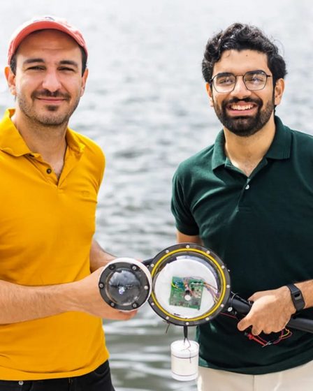 Caméra sous-marine avec son alimentée sans piles › Geek News 68 Caméra sous-marine avec son alimentée sans piles › Geek News - 67