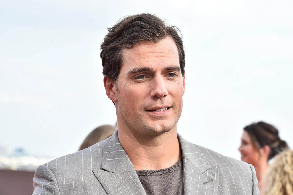 Des sources internes affirment qu'Henry Cavill sera révélé dans l'exposition D23 de Marvel Studio aux côtés de John Boyega et Denzel Washington 5 Henri Cavill