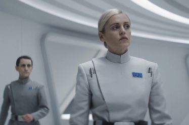 "Elle est si fière": l'actrice d'Andor Denise Gough dit que tous les hommes qui travaillent pour son personnage de Star Wars sont "plutôt incompétents" - 17